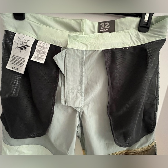 Columbia Summerdry Unlined WaterRepellent ColorBlock Adjustable Belt Nylon Short - Picture 11 of 12